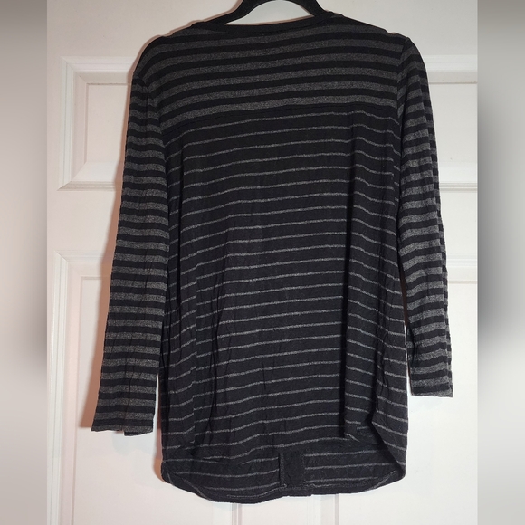 Cable & Gauge Black And Gray Striped Long Sleeve Top L - Picture 4 of 4